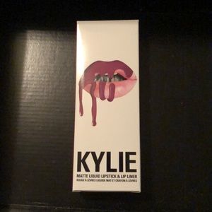 Kylie Lipkit, Spice